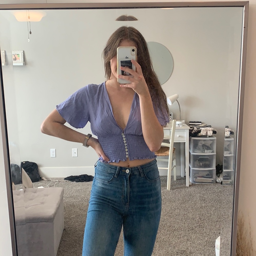 Adorable light purple top
